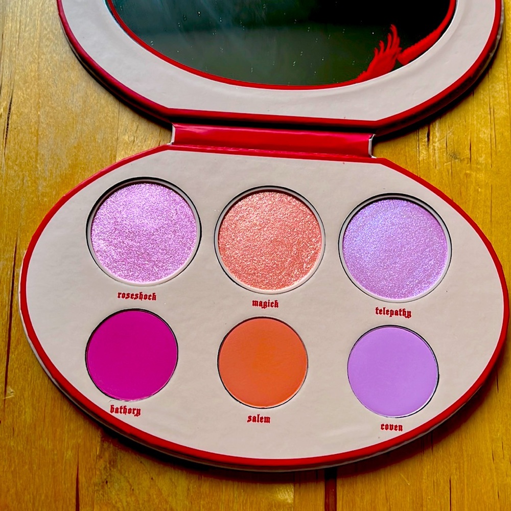 Kat Von D Fetish blush + highlighter